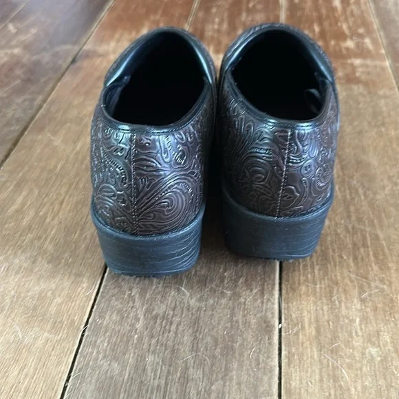 SafeTStep women’s clogs size 8.5 - Picture 3 of 5